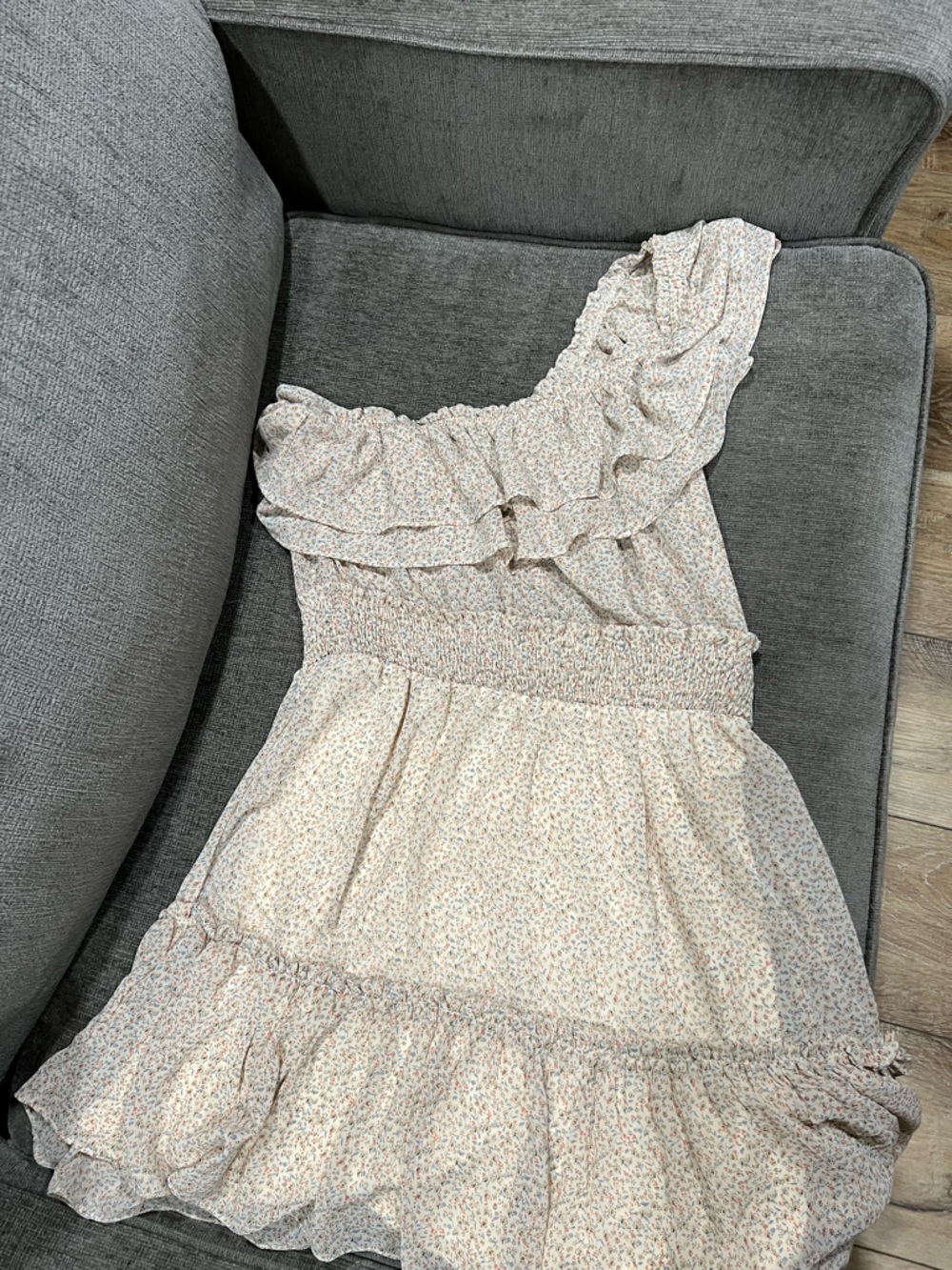 Womans One-Shoulder Ruffle Floral Dress - Cream